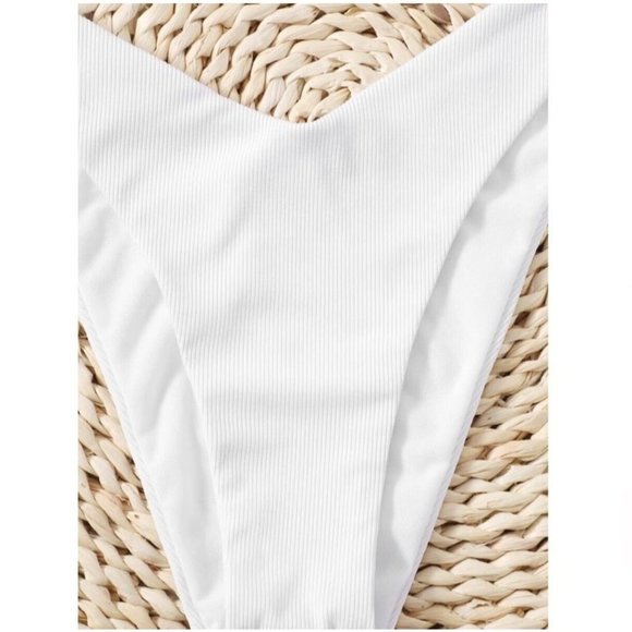 NEW Women’s White Solid Knot High Cut Bikini Swimsuit- Size L(10/12) - Picture 4 of 6